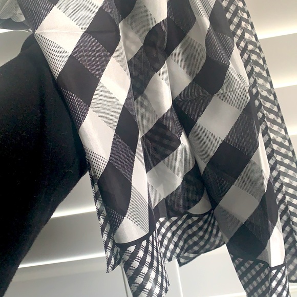 WHBM Gingham Silk Scarf - NWT’s - Picture 9 of 10